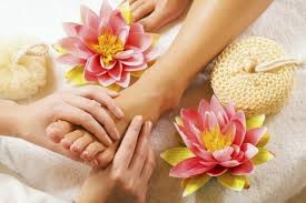 Foot Reflexology helps-wendy spa